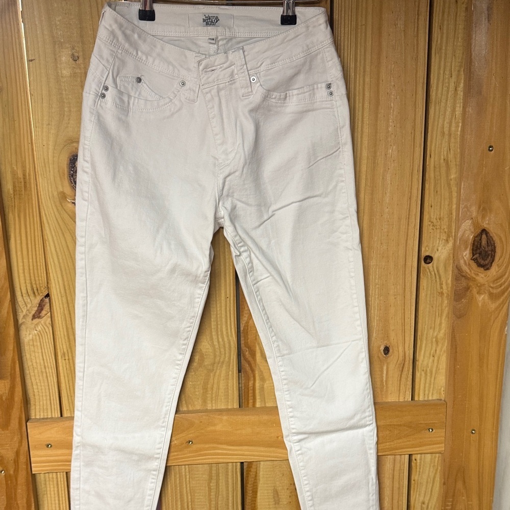 Elegant Cream Skinny Jeans for Women - Picture 1 of 6